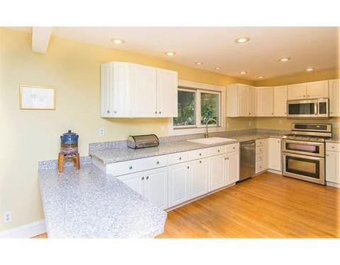 8 Framar Rd, Wellesley, MA 02481 photo 12