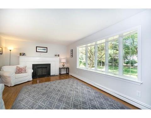206 Charles St, Hingham, MA 02043 photo 5