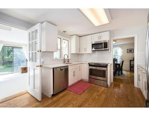 206 Charles St, Hingham, MA 02043 photo 9