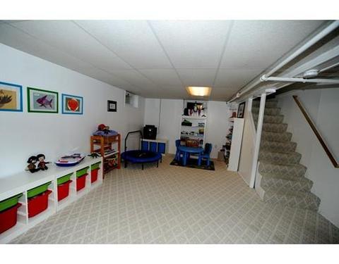 533 Chestnut St, Needham, MA 02492 photo 18