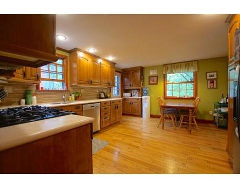 144 Ledgewood Rd, Dedham, MA 02026 photo 6