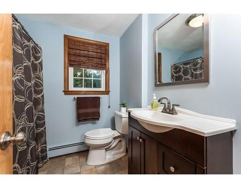 1 Dineen Cir, Maynard, MA 01754 photo 9