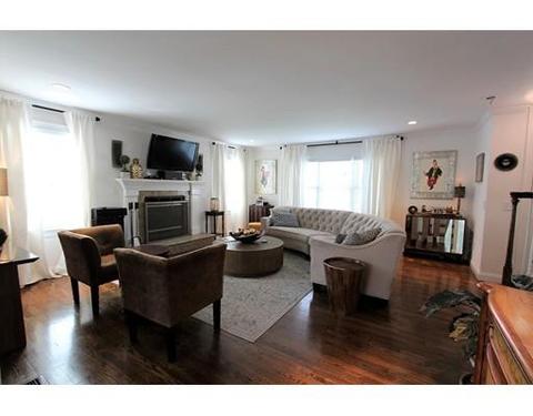 174 Settlers Ln, Hyannis, MA 02601 photo 2