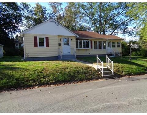 6 Fourth Ave, Dudley, MA 01571 photo 1