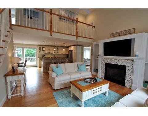 25 Harbor View Rd, Barnstable, MA 02630 photo 1
