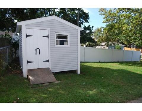45 Globe St, Fall River, MA 02724 photo 4
