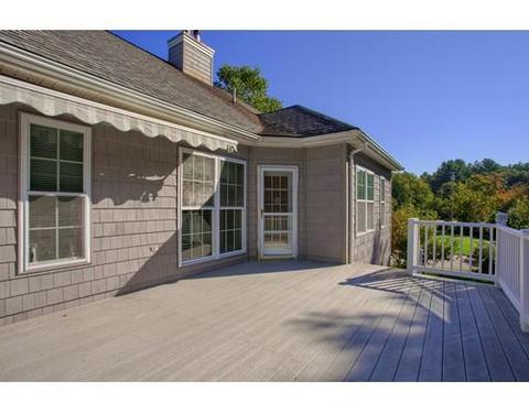 18 Stevens Rd, Pelham, NH 03076 photo 8