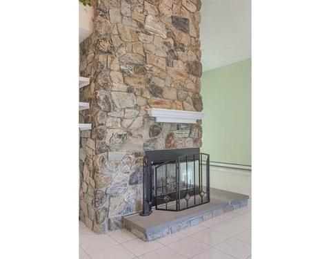18 Stevens Rd, Pelham, NH 03076 photo 12