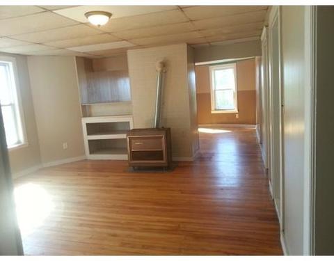 25 Barber Ave, Worcester, MA 01606 photo 10