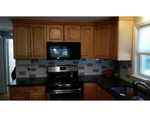 93 Edgewater Dr, Framingham, MA 01702 photo 4