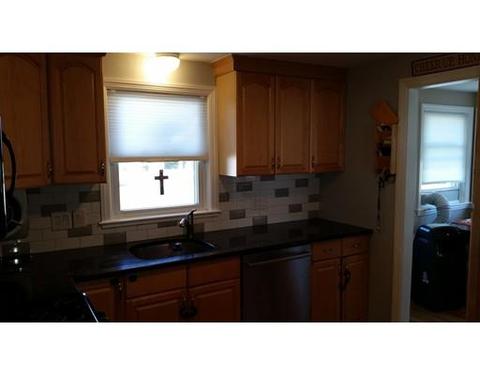 93 Edgewater Dr, Framingham, MA 01702 photo 6