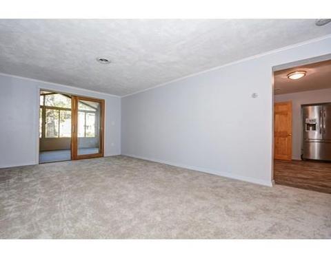 19 W Point Rd, Webster, MA 01570 photo 12