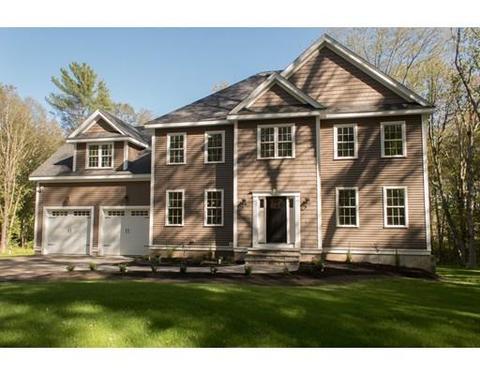 2 Stymast Dr, Mendon, MA 01756 photo 1