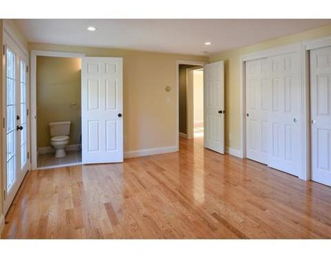 71 Bow St, Saugus, MA 01906 photo 8