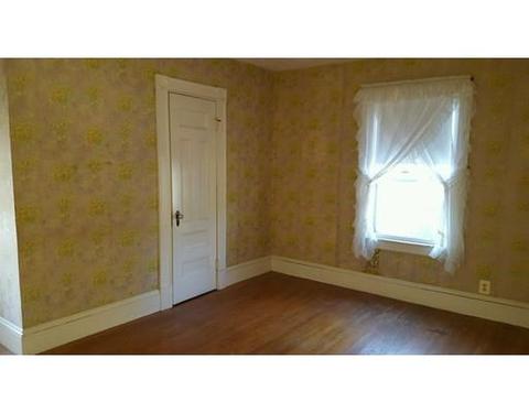 86 Silas St, Springfield, MA 01109 photo 11