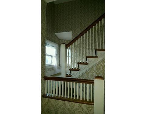 86 Silas St, Springfield, MA 01109 photo 13
