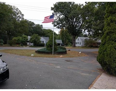 240 West St, Ludlow, MA 01056 photo 10