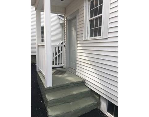 44 Bennington St, Lawrence, MA 01841 photo 4