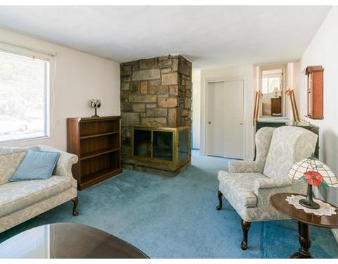 59 Booth St, Needham, MA 02492 photo 4