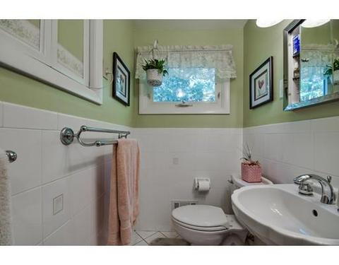 4 Spring Ln, Framingham, MA 01701 photo 15