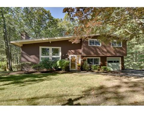 4 Spring Ln, Framingham, MA 01701 photo 1