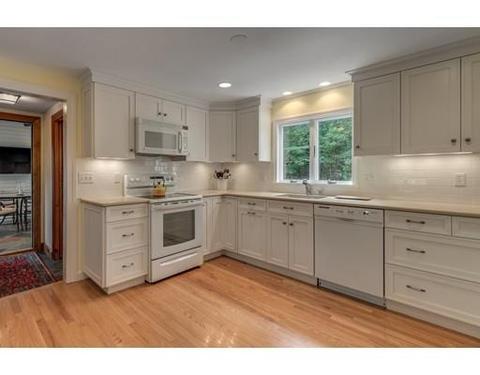 91 Pine St, Dover, MA 02030 photo 11