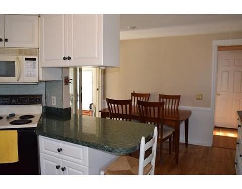 32 Rita St, Springfield, MA 01118 photo 9