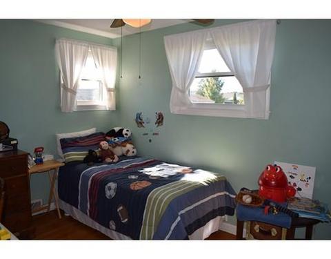 32 Rita St, Springfield, MA 01118 photo 14