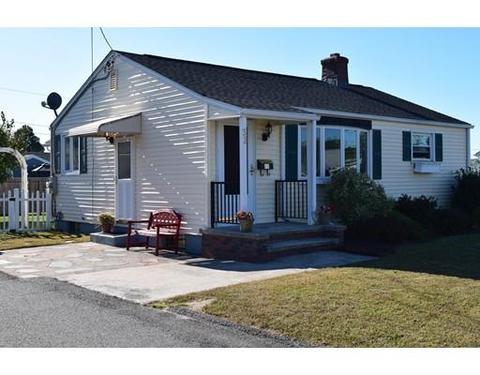 32 Rita St, Springfield, MA 01118 photo 1
