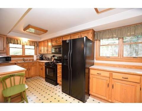 53 Santos Rd, Warren, MA 01083 photo 7