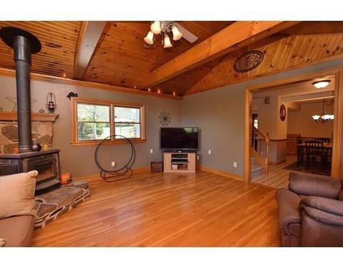 53 Santos Rd, Warren, MA 01083 photo 6