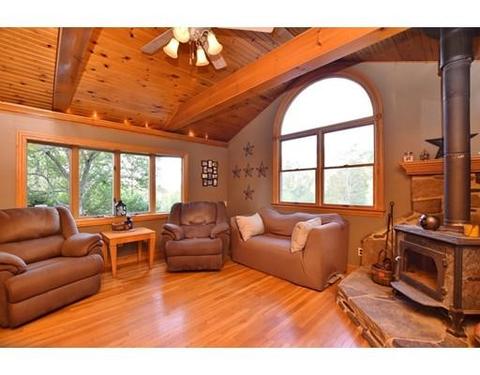 53 Santos Rd, Warren, MA 01083 photo 4