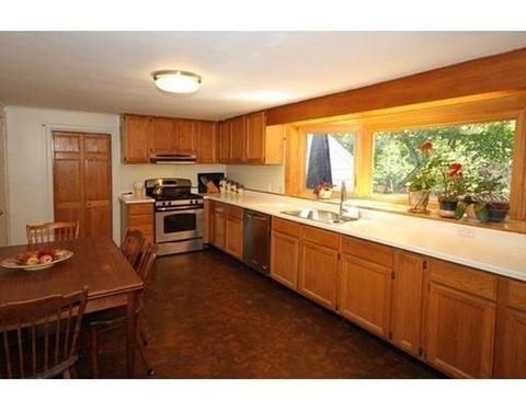 6 Garrison Rd, Wellesley, MA 02482 photo 8
