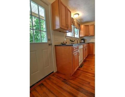 17 Parkwood Dr, Wareham, MA 02571 photo 9