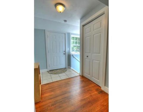 17 Parkwood Dr, Wareham, MA 02571 photo 4