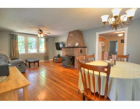 17 Parkwood Dr, Wareham, MA 02571 photo 5