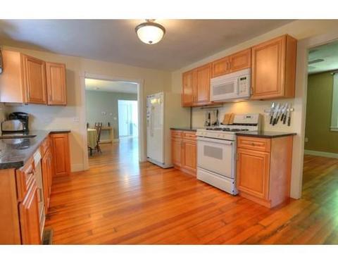 17 Parkwood Dr, Wareham, MA 02571 photo 7