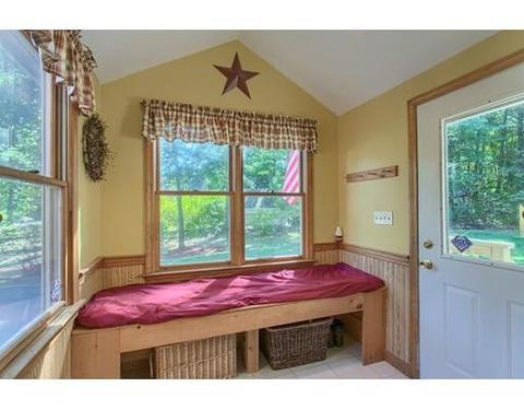 148 Ruby Rd, Dracut, MA 01826 photo 3