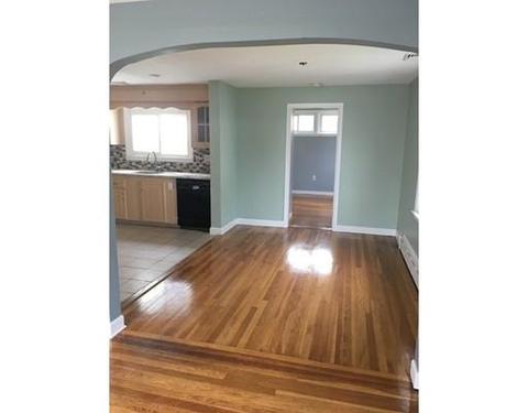16 Hutton St, Fall River, MA 02720 photo 8