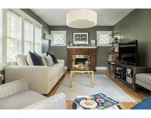 935 Webster St, Needham, MA 02492 photo 2