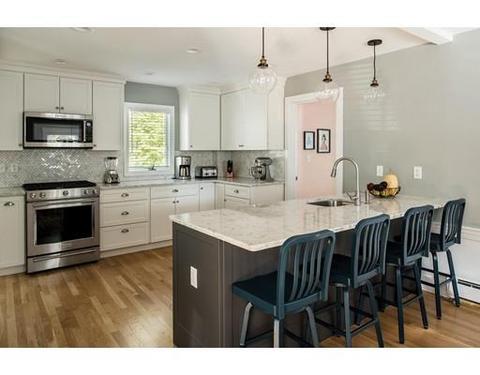 935 Webster St, Needham, MA 02492 photo 3