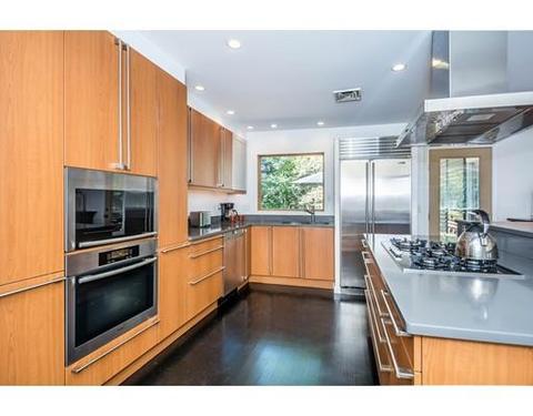 14 Brewer Ln, Reading, MA 01867 photo 8