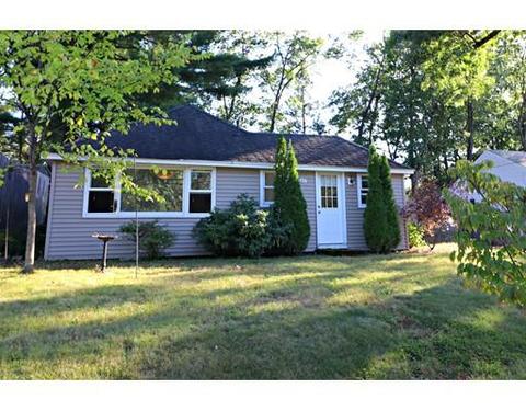471 Plumtree Rd, Springfield, MA 01118 photo 1