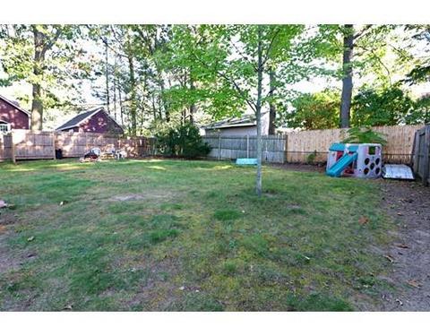 471 Plumtree Rd, Springfield, MA 01118 photo 14