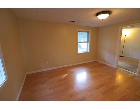 471 Plumtree Rd, Springfield, MA 01118 photo 6