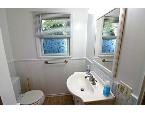 471 Plumtree Rd, Springfield, MA 01118 photo 12