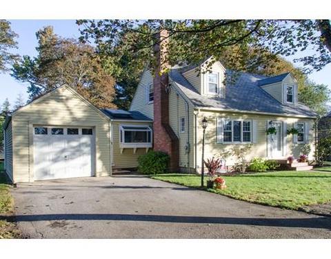 11 Chipman Rd, Beverly, MA 01915 photo 2