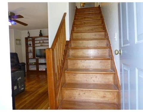 16 Grove St, Gloucester, MA 01930 photo 11