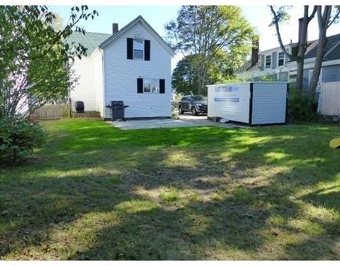 16 Grove St, Gloucester, MA 01930 photo 4