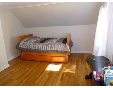 16 Grove St, Gloucester, MA 01930 photo 19